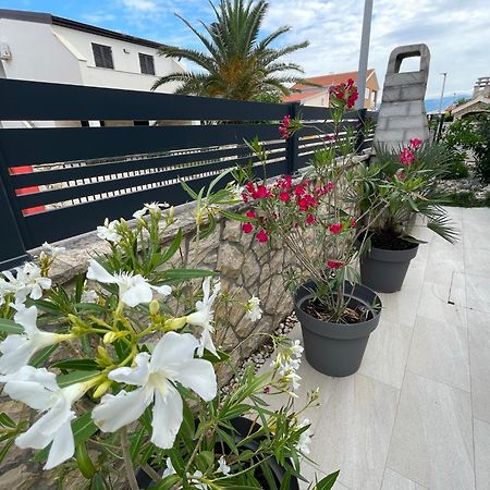 Apartmenthouse Ines Vir Ngoại thất bức ảnh